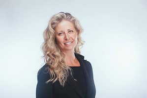 Dr Julie Greenberg | Naturopathic Doctor, Herbalist & Integrative Dermatology Specialist